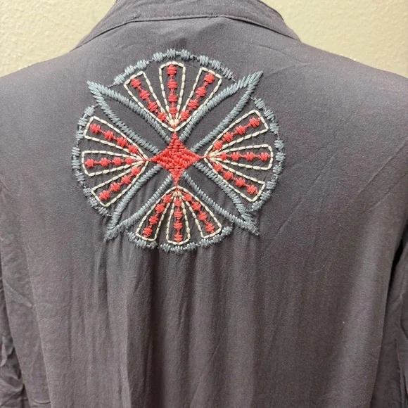 Luna Moon Gray Boho Embroidered Tunic Top L Long Sleeve Festival Fall Spring - Picture 5 of 11